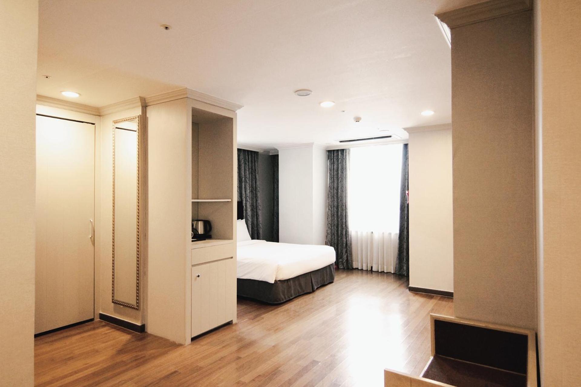Ramada Hotel And Suites Seoul Namdaemun Экстерьер фото
